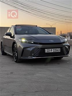 تۆیۆتا کامری